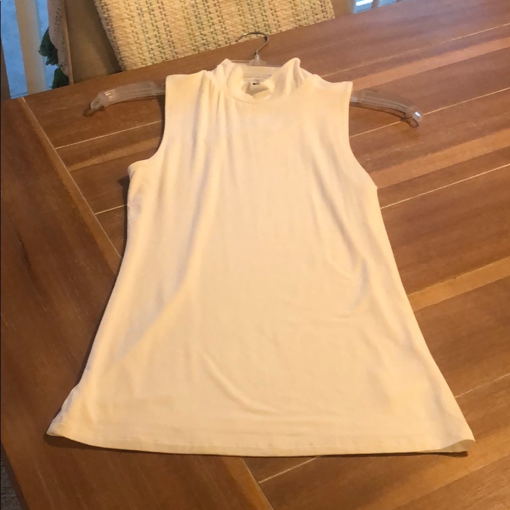 NWOT mock neck sleeveless tank sz XS - Picture 4 of 5